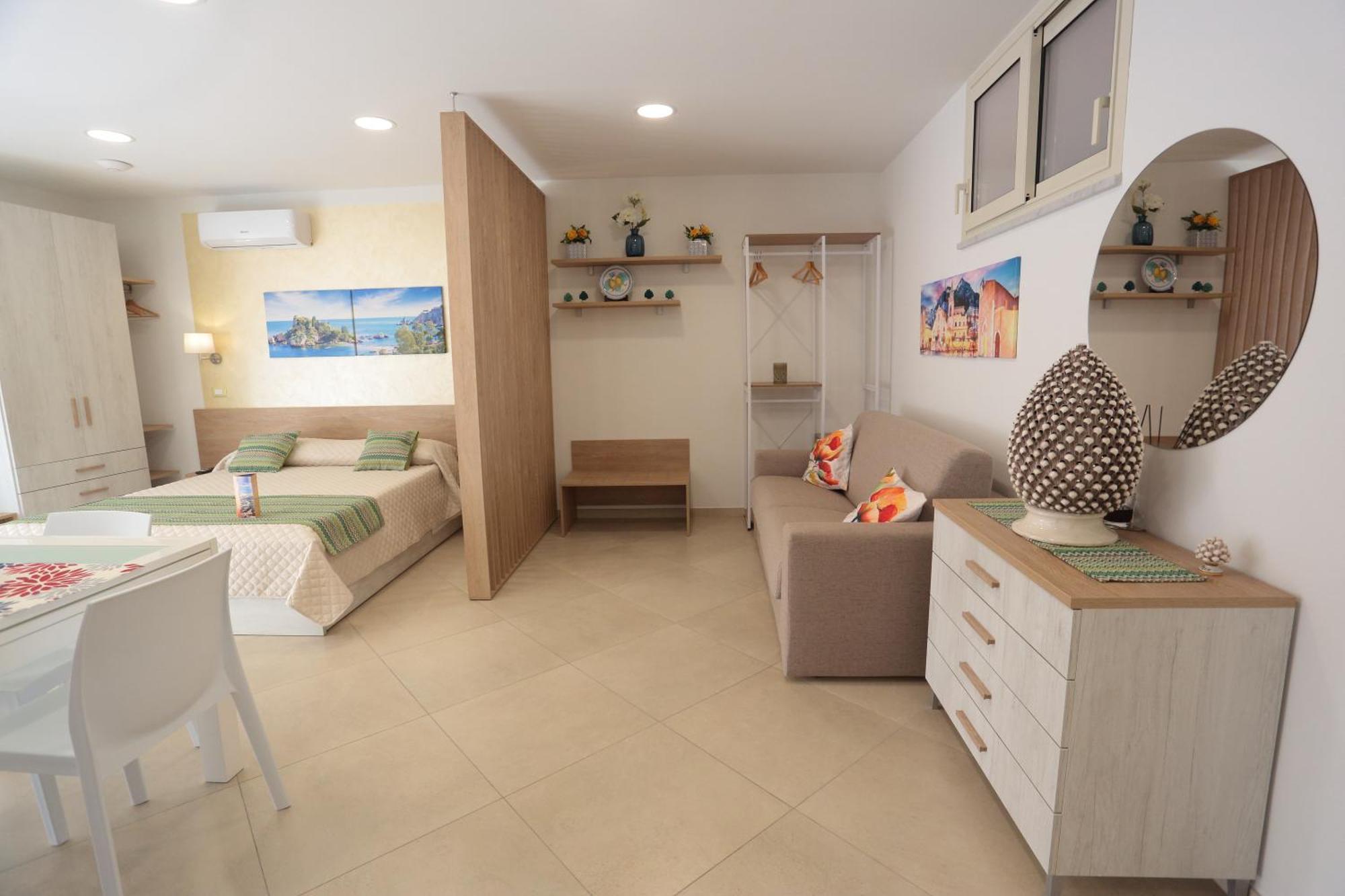 Theos Holidays Apartment